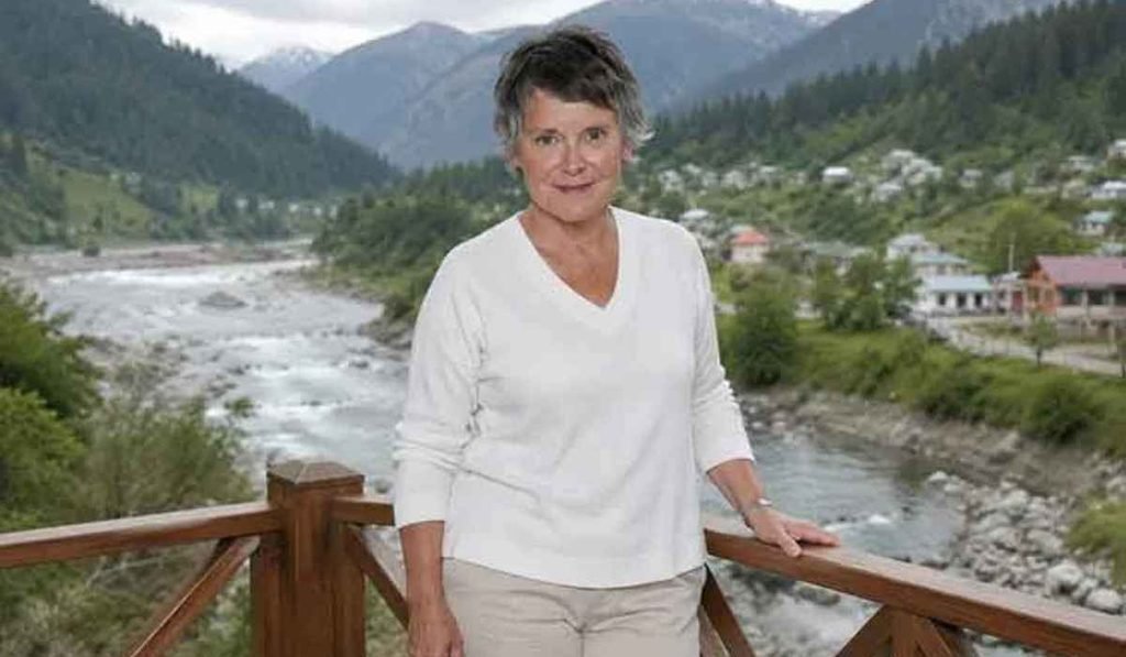 Carrie schenken